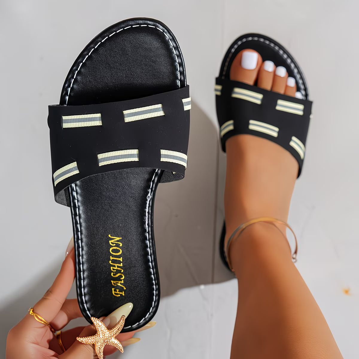 Thick-Soled Fashionable Trendy Beach Sandals,