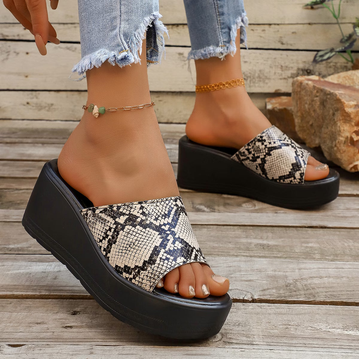 Women's Stylish Snake Print Summer Sandals