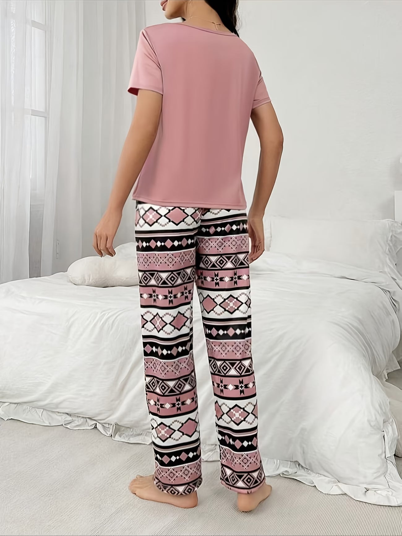 Women's Geometric Print Pyjama Set,
