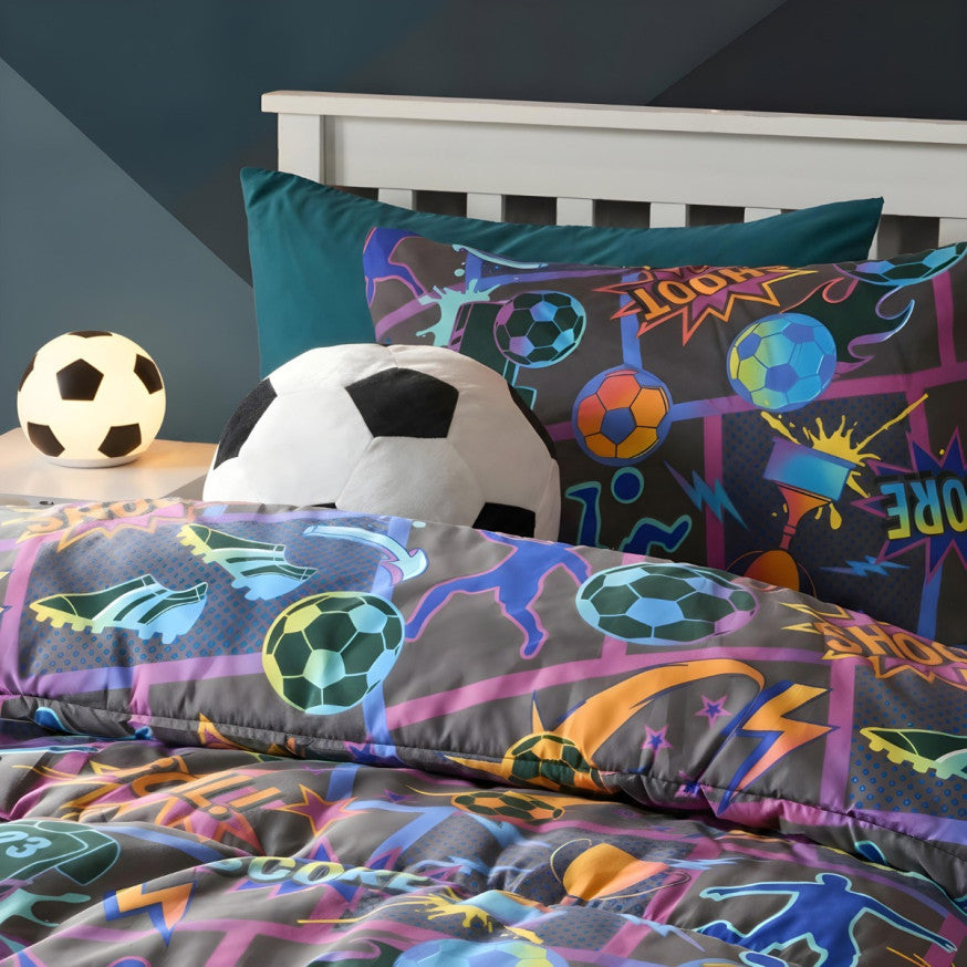 Football Comic Coverless 10.5 Tog Duvet Set, Multi - Single