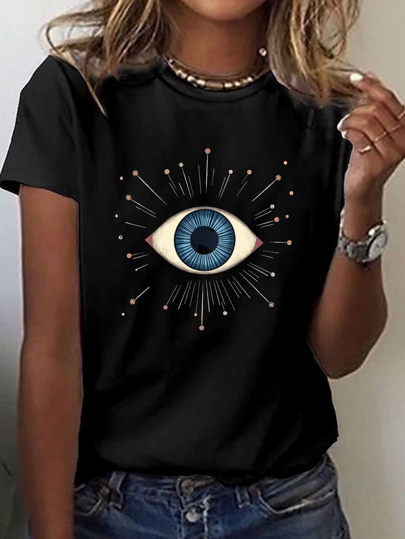 Women's Stylized Eye Blue Iris Geometric Print T-Shirt