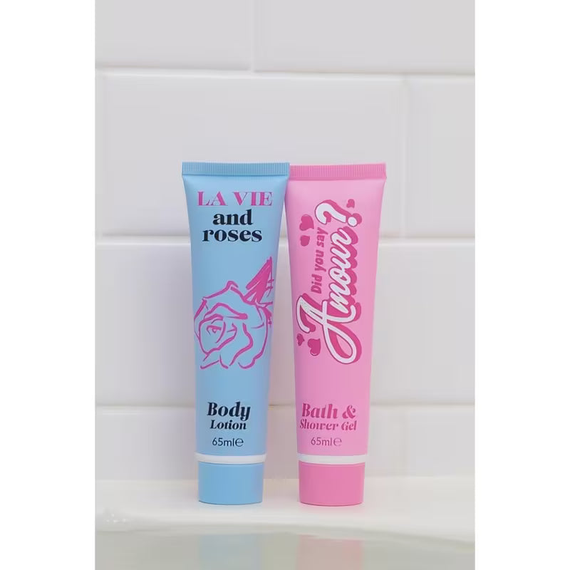 Emily in Paris Travel Mug Set,