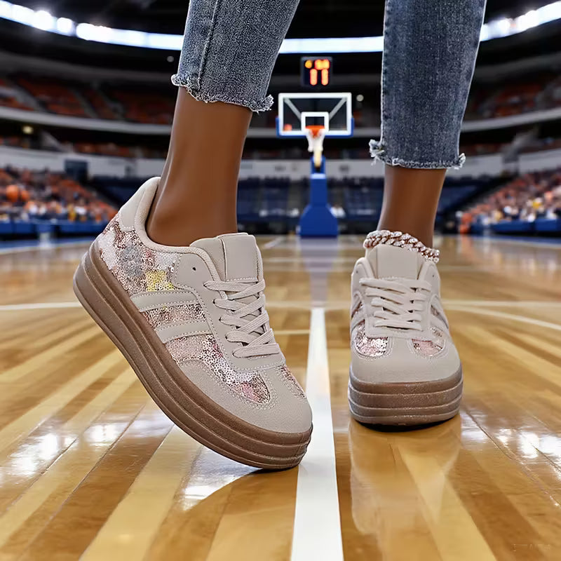 Lightweight All-Season Casual Sneakers