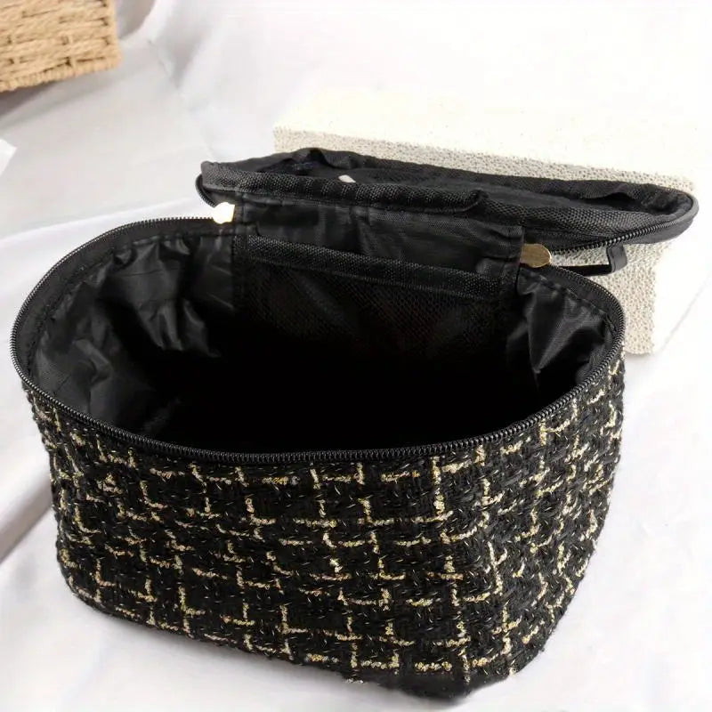 Multifunctional Zippered Wash Bag And Makeup Pouch