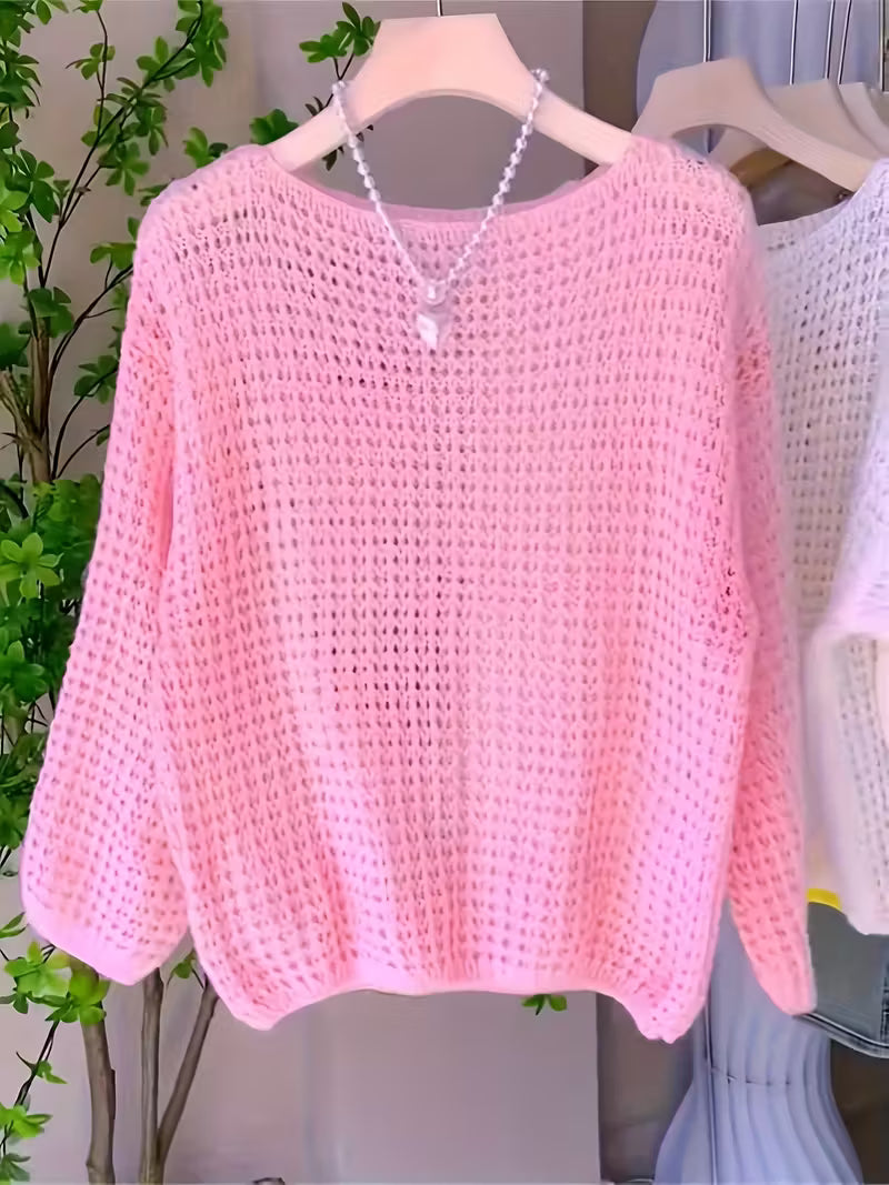 Plus-Size Women'S Clothing Featuring a Gentle And Sweet Hollow Top