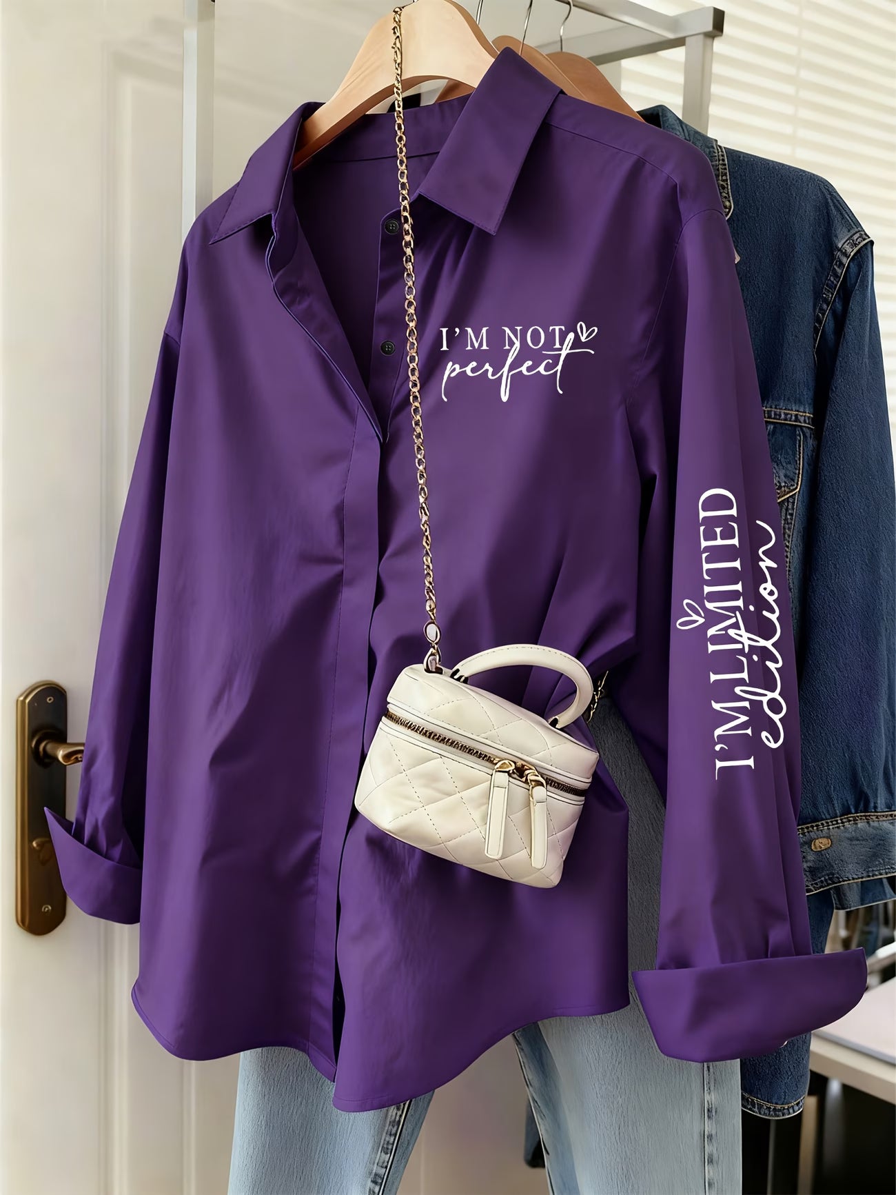 A Loose-Fitting Solid Color Shirt with an Imperfect Design,