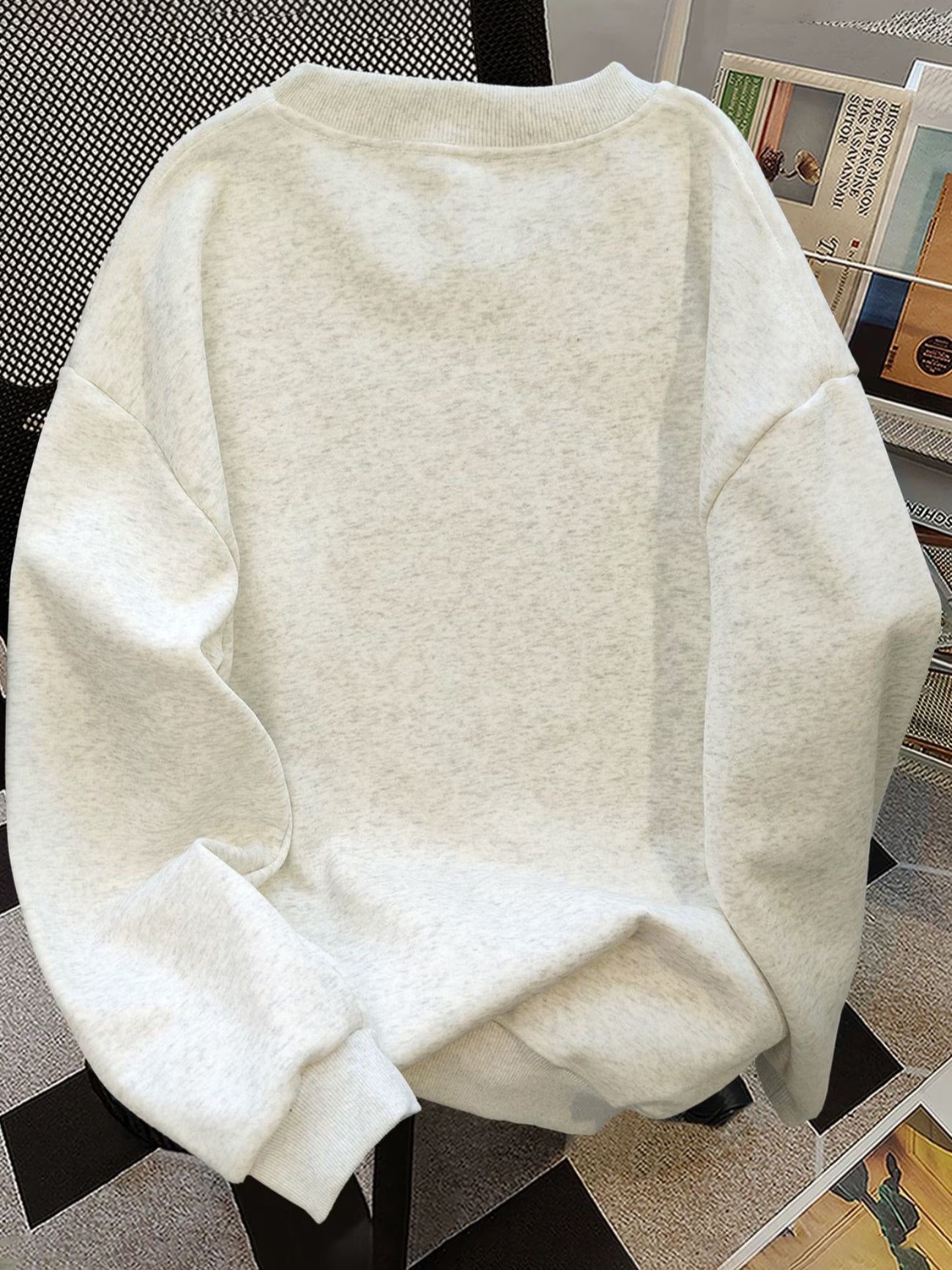 Long Sleeve Round Neck Sweatshirt