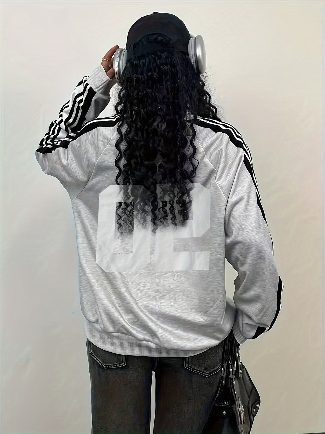 Women'S V-Neck Long Sleeve Sweatshirt