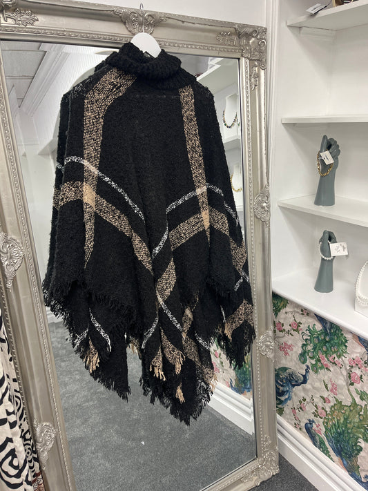 Plus Size Black Check Knit Poncho with Roll Neck | Sizes 18–20 & 22–24