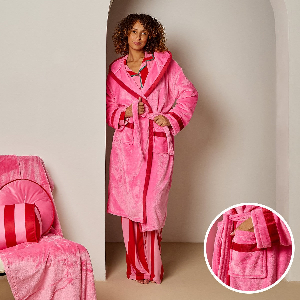 Flannel Fleece Piped Edge Dressing Gown, Adults