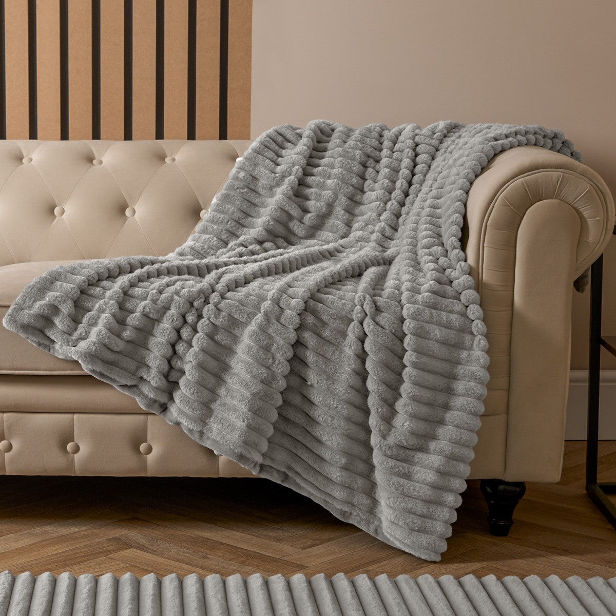 Faux Fur Thick Ribbed Throw