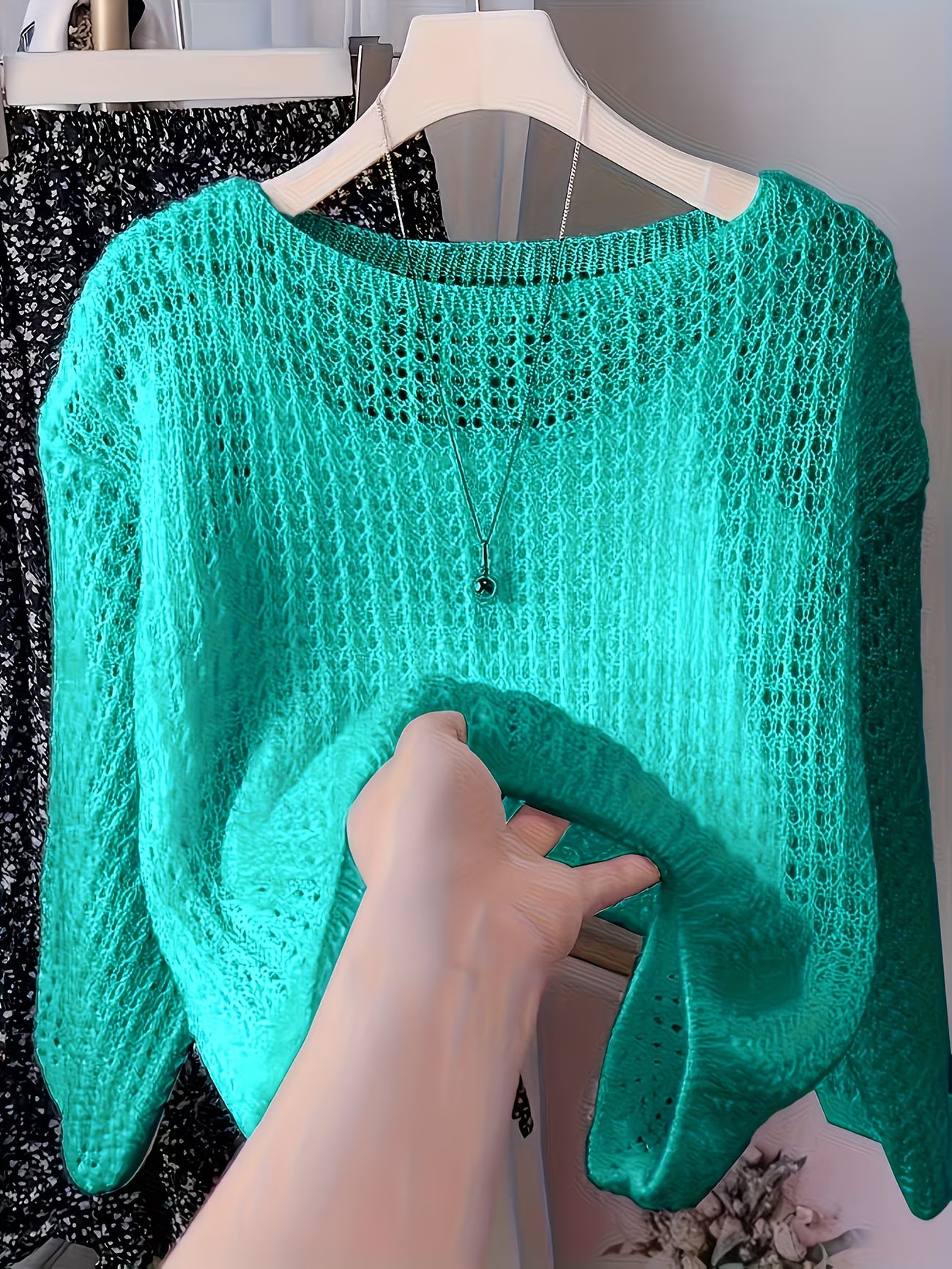Women's Elegant Lace Hollow Sweater