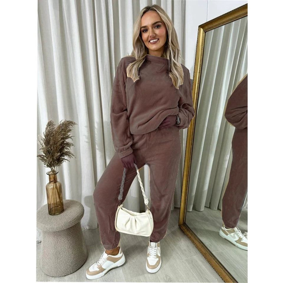 LADIES VELOUR FLUFFY JOGGER TOP C0-ORD SUIT